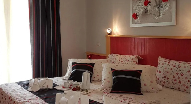 Corfu Village Studios, Buchen Sie Hotel Peroulades Korfu (Insel)