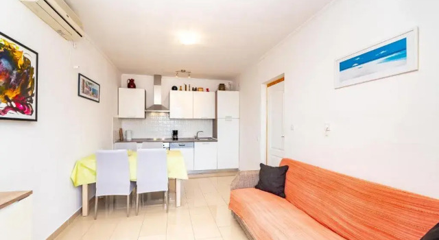 Apartments Peco, Забронировать Апартаменты/квартира Отели Корчулы с парковкой, рядом с Частный Пляж «Виллы Корчула», Парковка