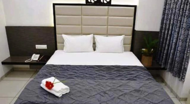 Hotel apple Inn Bharuch, Prenota Hotel Bharuch Gujarat