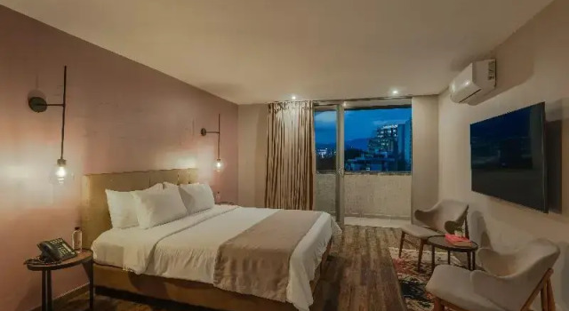 Двухместный номер Deluxe с балконом Sites Hotel