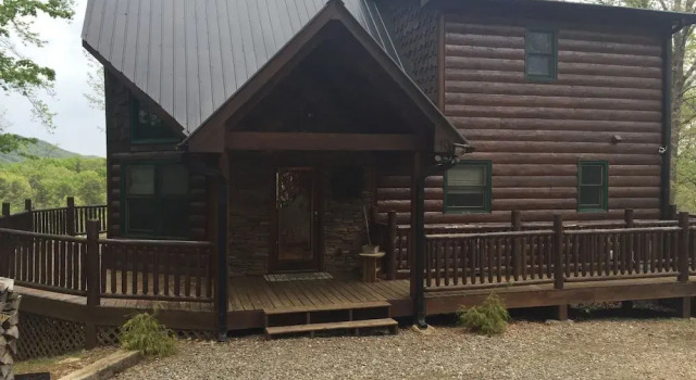 Wolf`s Den-minutes to Blue Ridge, Book Hotel Blue Ridge Georgia