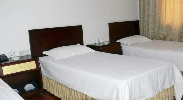 Baochi Hotel, Rezerwuj Hotel Tiencin Tianjin Province