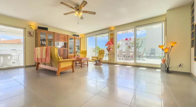 Le Rooftop in Cannes, Забронировать Отель Отели Канн с парковкой, рядом с Le Croisette Casino Barriere de Cannes, Парковка