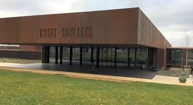 Chambre DHtes Le Tilleul De Canac, Rezervasyon Otel Rodez Aveyron, Sainte-Catherine Sanat Galerisi yakınında