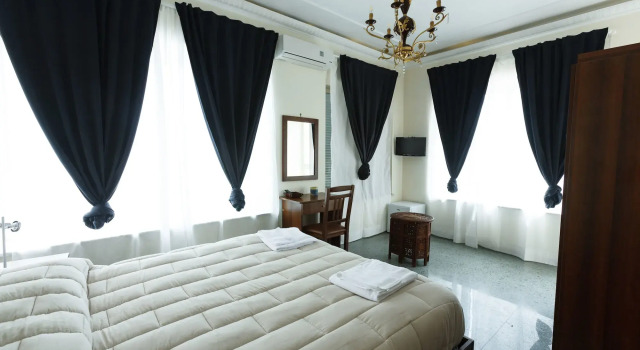 Villa Emilia, Buchen Sie Villa Villen in Pozzuoli, Villa