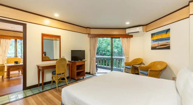 Люкс c 1 комнатой Botany Beach Resort Pattaya