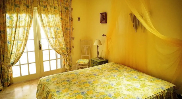 Le Couguiolet, Réserver Hôtel Baron Gard