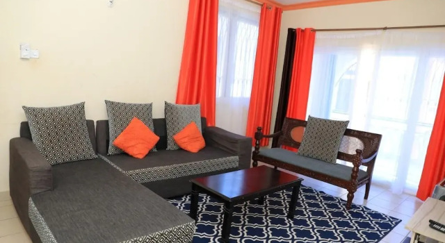 Апартаменты Comfort с 3 комнатами с балконом и с видом на сад Wawa Luxury apartments