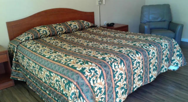 Номер Standard Desert Inn Motel