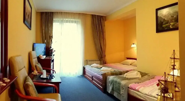Трёхместный номер Standard Hotel Spinaker