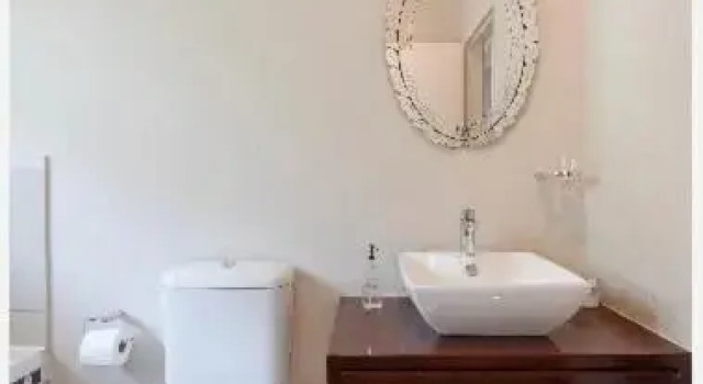 Modern Apartment in Rosebank