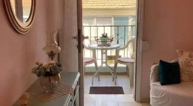 Nina's house in the center of Volos, Rezerwuj Hotel Hotele w Pelion z parkingiem, Parking