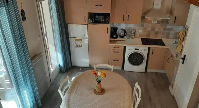 Коттедж с 2 комнатами Maison de Vacances 300 M de la Mer Proche Foret