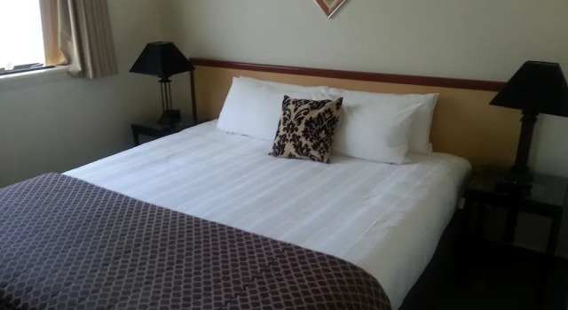 Люкс Deluxe с балконом Stay 280 & Stay 284 Rotorua - Refurbished Modern Accommodation