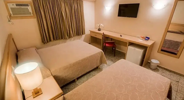 Двухместный номер Standard Hotel Golden Park Uberaba By Nacional Inn