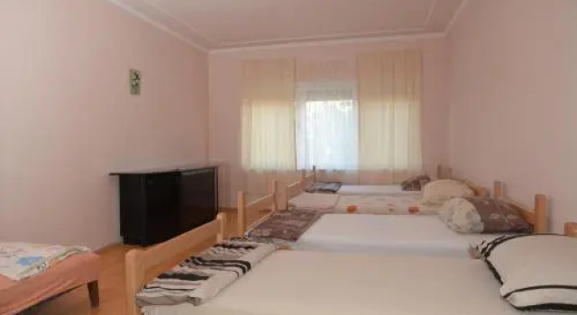 Hostel Kruna, Buchen Sie Hostel Kikinda Vojvodina