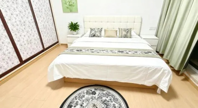 Люкс с 2 комнатами с видом на реку Runi Suoyuan Homestay (Jiefangbei Area Hong Ya Dong)