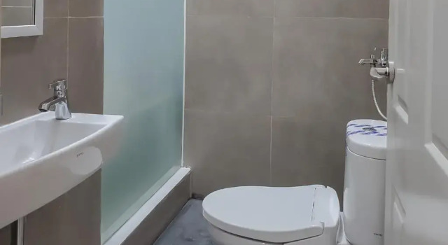 Люкс RedDoorz Plus @ Batutulis Bogor