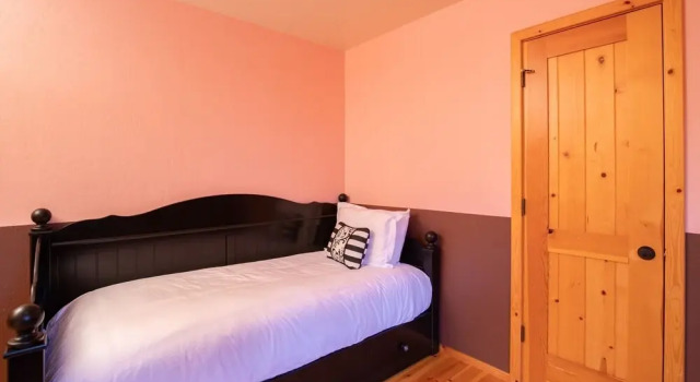 1809-chateau Shay 4 Bedroom Home by Redawning, Rezerwuj Hotel Big Bear Lake Stany Zjednoczone