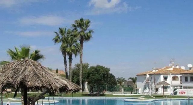 Апартаменты Costa Blanca Bungalow Lago jardin frente piscina 4 personas