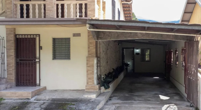 Апартаменты с 3 комнатами с балконом и с видом на сад Comfortable Apartment in Los Naranjos