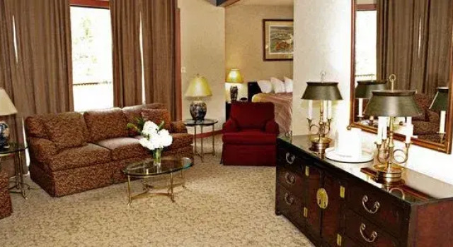 Yellowhammer Inn & Conference Center, Boek Hotel Tuscaloosa Alabama
