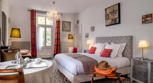 Номер Deluxe Hôtel Le Pavillon des Lys - Amboise Centre