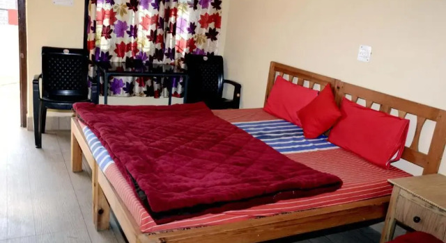 Rajveer Guest House, Prenota Affittacamere Almora Uttarakhand
