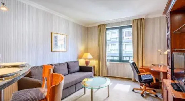 Апартаменты c 1 комнатой B-aparthotel Ambiorix