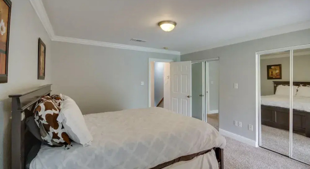 Gulfport Condo w/ Private Balcony - Walk to Beach!