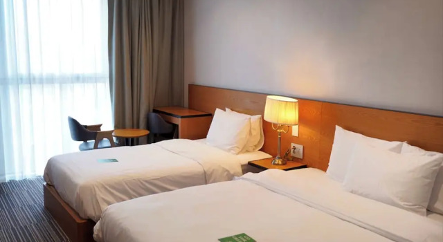 Трёхместный номер Deluxe Hotel Tour
