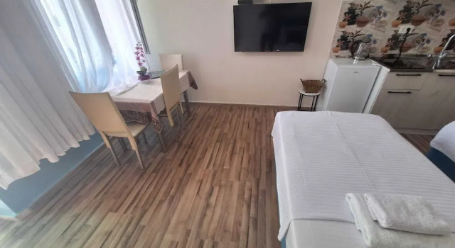 Номер Comfort Beach Apartments Montesan