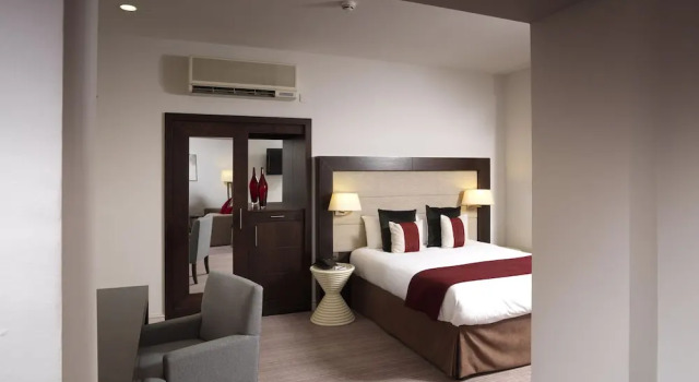 Двухместный полулюкс Thistle London Holborn