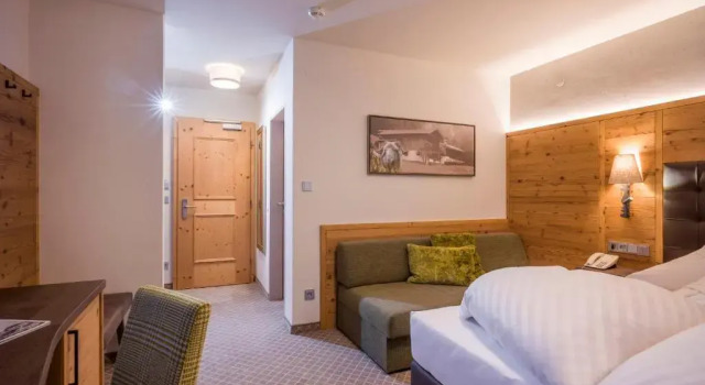 Трёхместный номер Standard Alpen Glück Hotel Kirchberger Hof