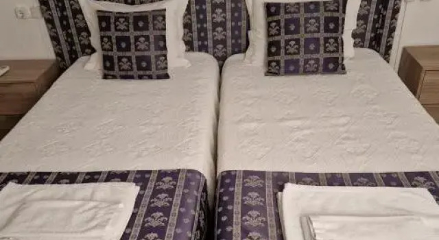 Residencial Antonio Mocisso Guesthouse, Забронировать Отель Отели Элваш 3 звезды, рядом с Municipal Library of Elvas, 3*