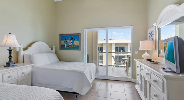 Crescent Siesta Key Charmer 3 Bedroom Condo by RedAwning, Rezerwuj Apartament Apartamenty w Floryda, Apartament