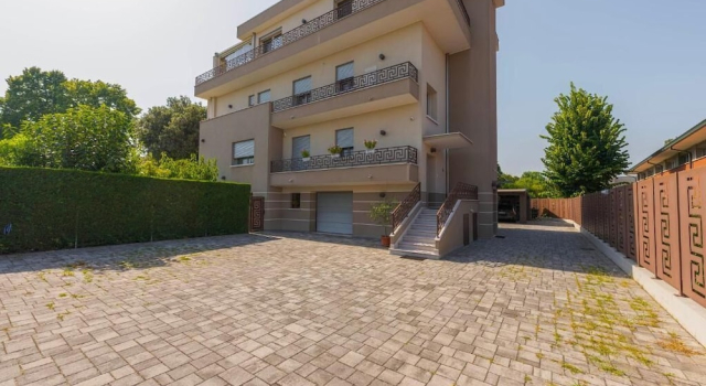 Апартаменты Lucrezia Suite - 10 min from Venice