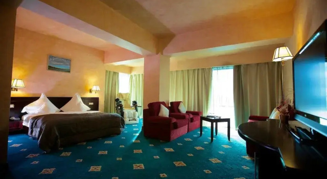 Hotel Delta, Rezervați Hotel Hoteluri în Tulcea cu piscină, Piscină