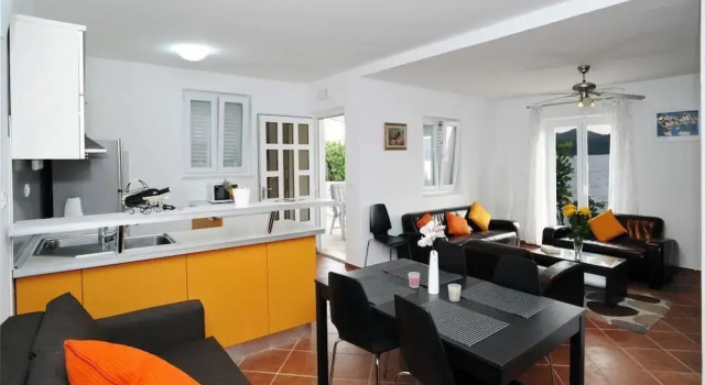 Holiday Home Odiseja, Забронировать Дом для отпуска Виллы Региона Дубровника, Вилла