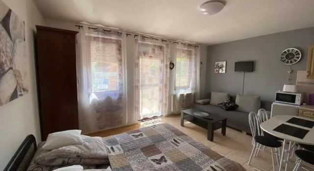 Апартаменты Standard Hellasz Apartman