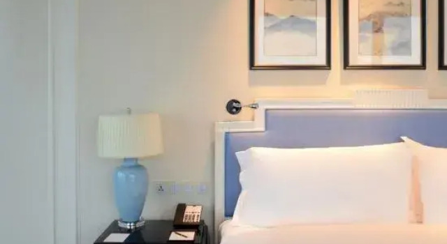 Двухместный номер Deluxe The Azure Qiantang, a Luxury Collection Hotel, Hangzhou
