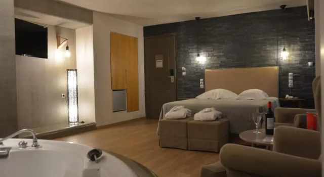 Полулюкс Deluxe Scorpios Sea Side Hotel