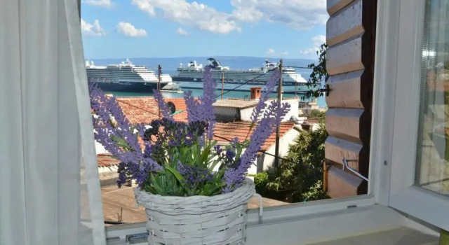 Apartment Artemia, Book Apartment Cheap Hotels in Croatian Islands