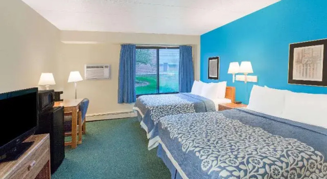 Номер Standard Days Inn by Wyndham Sioux Falls