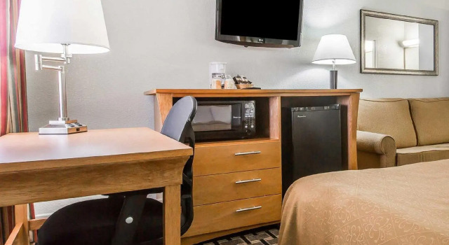 Двухместный номер Standard Quality Inn & Suites Council Bluffs - Omaha East