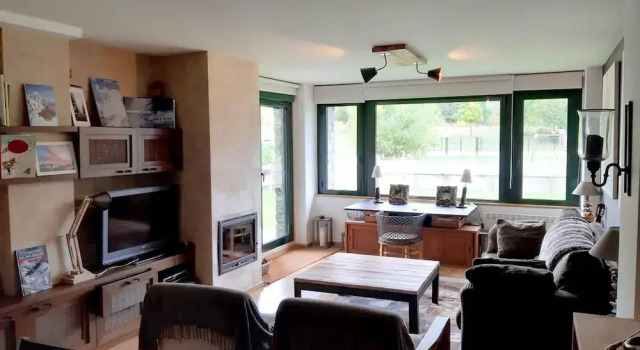 Apartment With 3 Bedrooms in Panticosa, With Wonderful Mountain View, Shared Pool, Enclosed Garden Near the Slopes