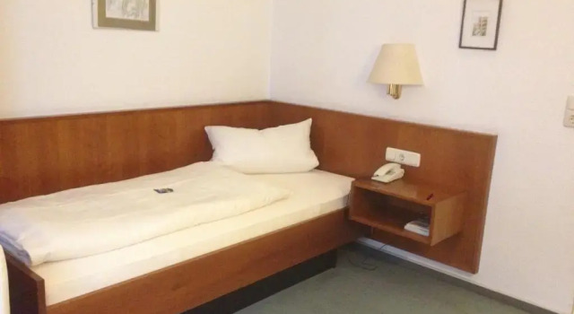 Номер Standard Hotel am Bergl