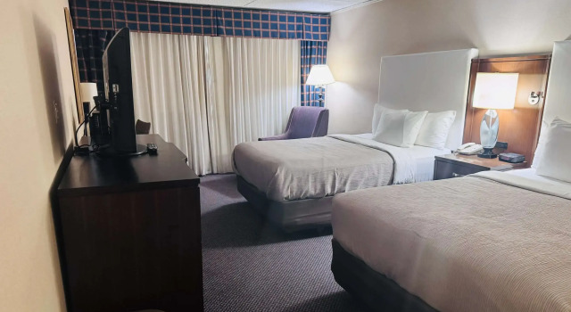 Четырёхместный номер Standard Quality Inn Horseheads