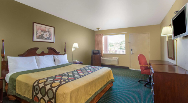 Super 8 by Wyndham Durham/University Area NC, Забронировать Мини-отель Мини-отели Дарем, Мини-отель