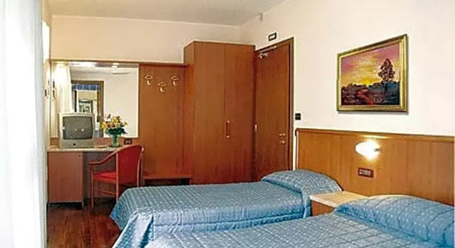 Трёхместный номер Standard с балконом Hotel Dal Ponte